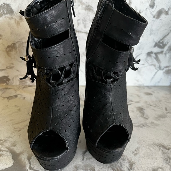 3/$30 (bundle) Black ankle boots with open toe and heel - Picture 2 of 8